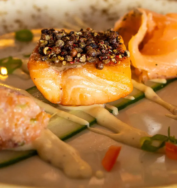 Lachs mit Pfefferkruste